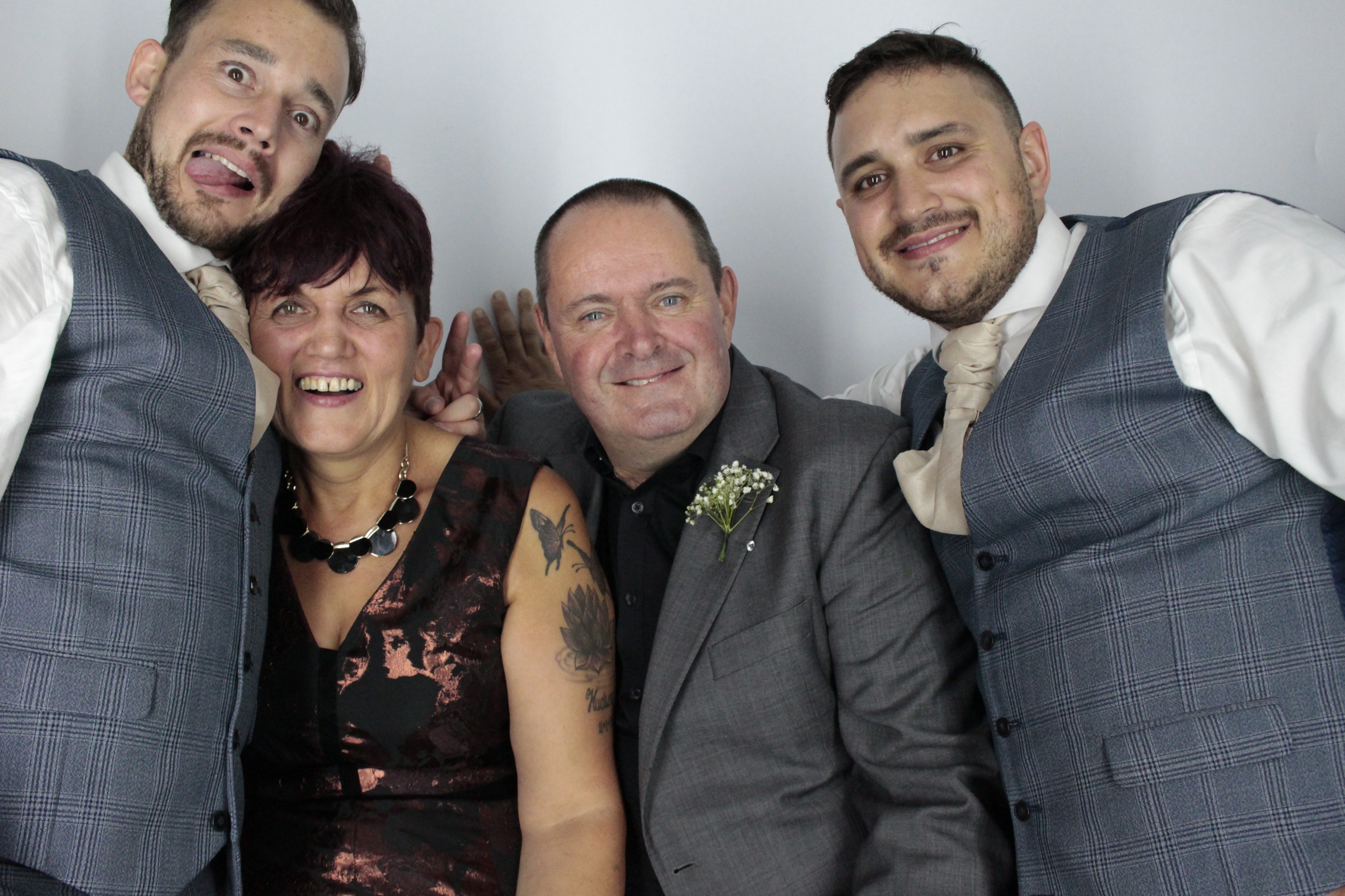 Emma & Karl's Wedding | View more photos from the event at gallery.myphotoboothexperience.co.uk/u/MyPhotoBoothExperienceLtd/Emma-Karls-Wedding